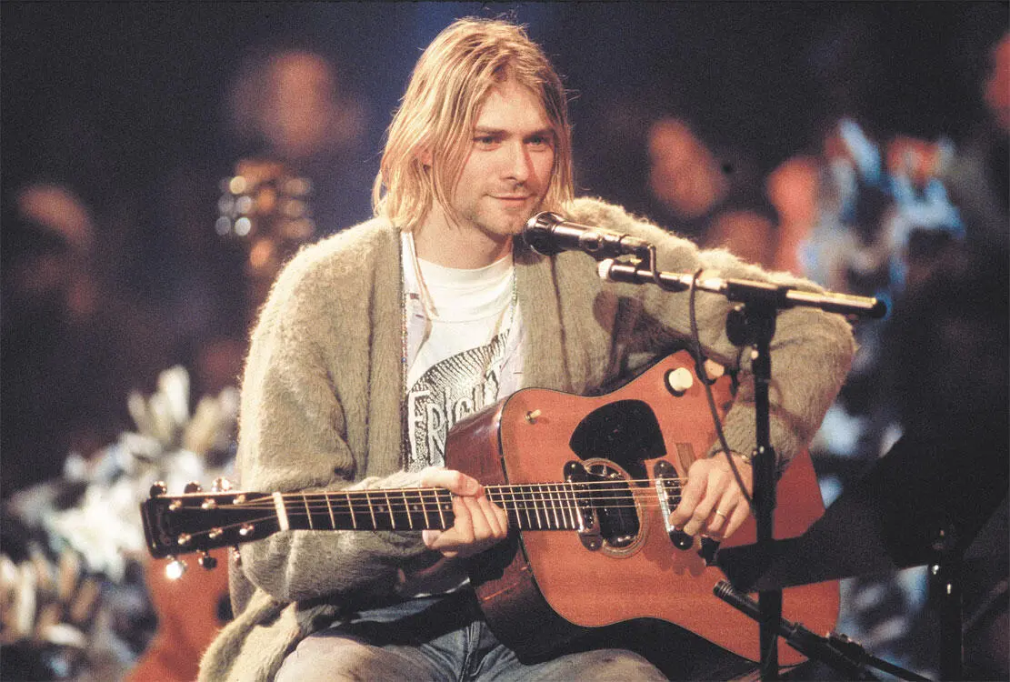Появление Курта Кобейна на MTV Unplugged в ноябре 1993 станет одним из его - фото 12