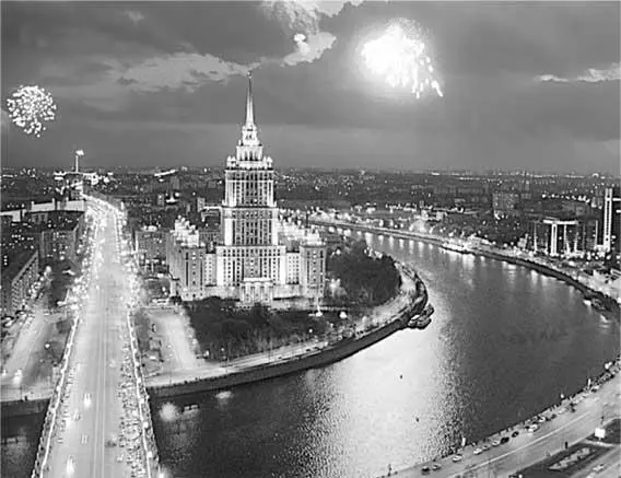 Гостиница Украина Вторая по высоте высотка Кутузовский пр 21 построена - фото 71