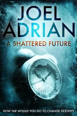 Joel Adrian A Shattered Future обложка книги