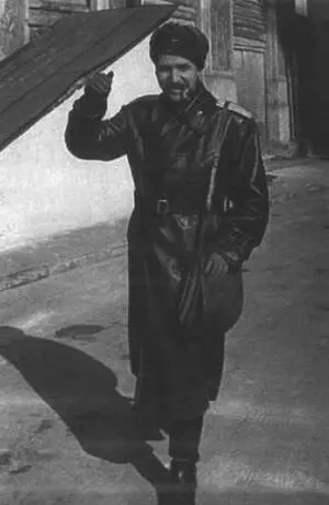 Военкор 1944 Полковник Симонов Константин Симонов и американски - фото 26
