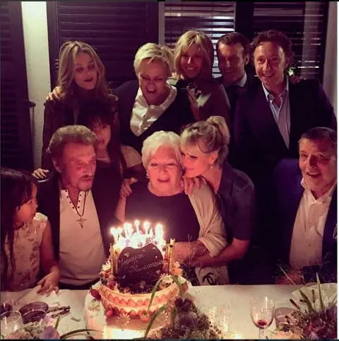 Le 6 juillet 2016 les Macron assistent à lanniversaire ultraVIP de Line - фото 14