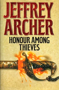 Jeffrey Archer Honour Among Thieves обложка книги