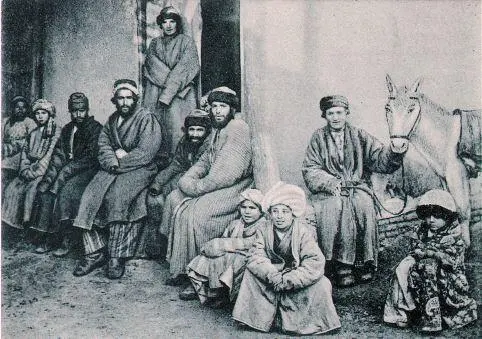Справа Зажиточные евреи бухарские купцы Почтовая открытка Российская - фото 12