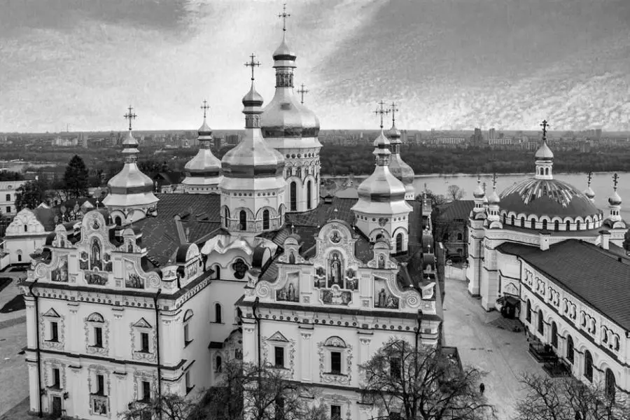КиевоПечерская лавра один из первых по времени основания монастырей в - фото 3