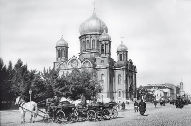 Введенский собор лейбгвардии Семёновского полка В середине XIX века - фото 3