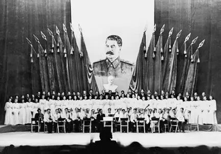 Хор и домровый оркестр Киевского политехнического института выступают в - фото 4