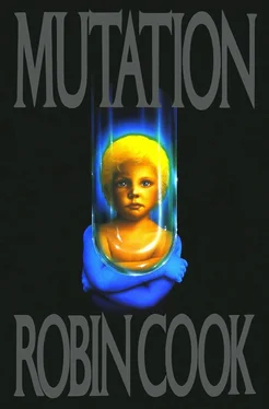 Робин Кук Mutation обложка книги