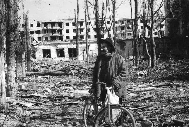 Не забывают в Чечне и о нравственном облике народа В Грозном можно увидеть - фото 4
