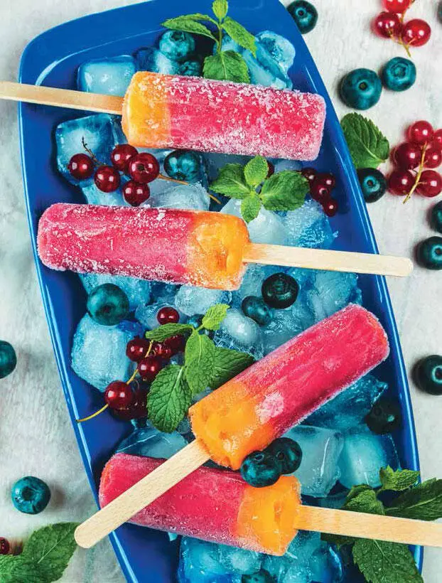 Фруктовый салат Салат из свежих фруктов нарезанных кусочками Подаётся в - фото 76
