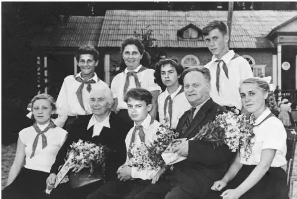 Мероприятие в честь 65летия со дня рождения В Маяковского Сергей Никоненко - фото 23