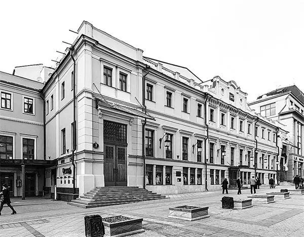 МХАТ им АП Чехова Камергерский пер 3 В 2000м году я стал кризисным - фото 28