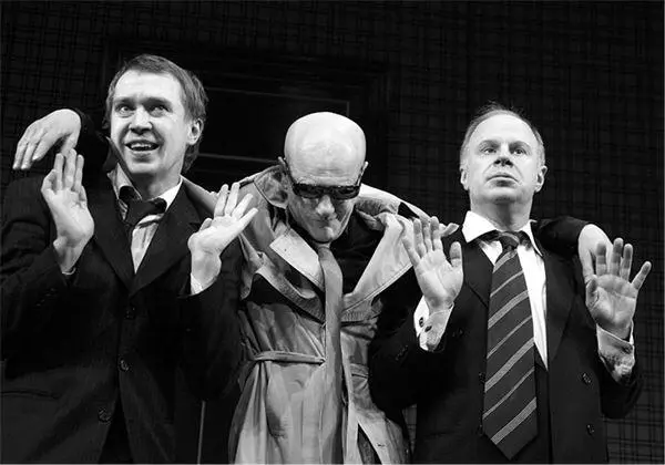 Спектакль 13 Евгений Миронов Джордж Пигден Леонид Тимцуник Тело - фото 38
