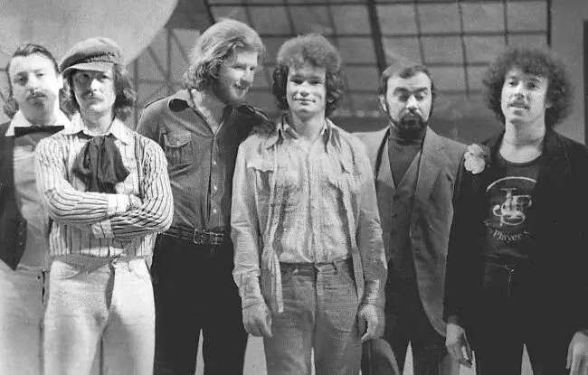 Группа Ованеса МеликПашаева в 1981 году Группа Ованеса МеликПашаева в 1982 - фото 89