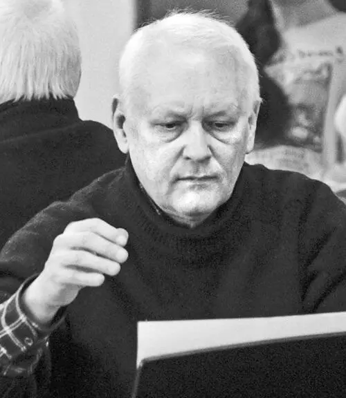 ВНАЧАЛЕ И ПОТОМ АЛЕКСАНДР СЛИЗУНОВ Двадцать лет назад когда я подружился - фото 165