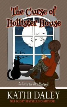 Кэти Дэйли The Curse Of Hollister House обложка книги