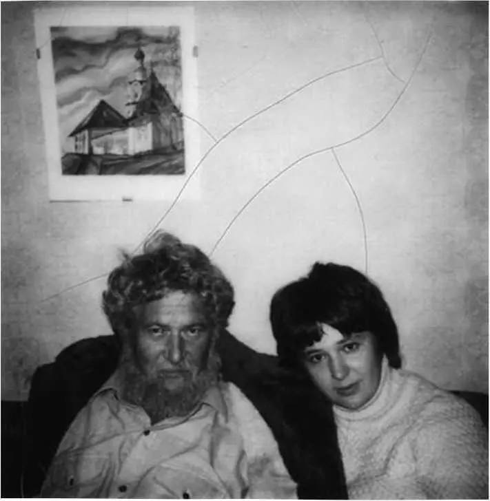 Петр Якир и дочь Ирина вероятно последняя фотография Якира 1982 г Автор - фото 22