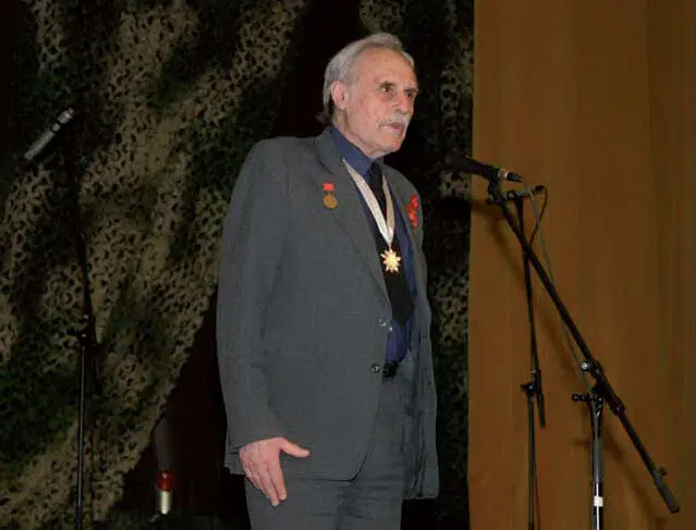 Ю М Ткачевский на церемонии вручения Звезды Московского университета 2005 - фото 4