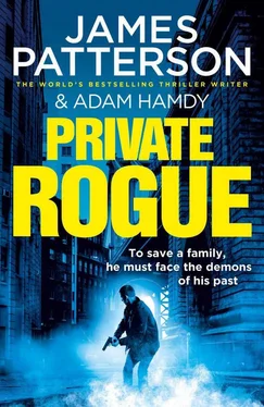 Джеймс Паттерсон Private Rogue обложка книги