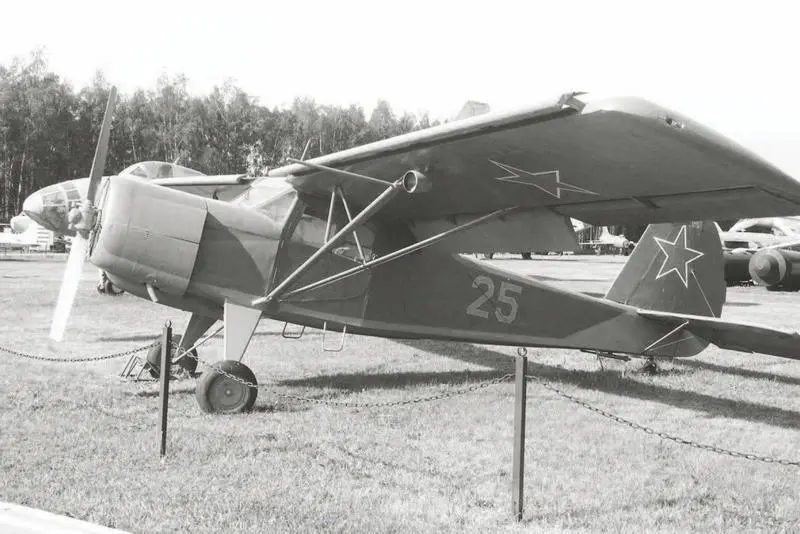 Илл 4 Самолет Як12 на таком же пытались отыскать с воздуха стоянку - фото 6