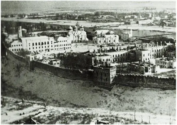 Кремль Панорама с высоты птичьего полета 1945 г Кремль Восстановление - фото 108