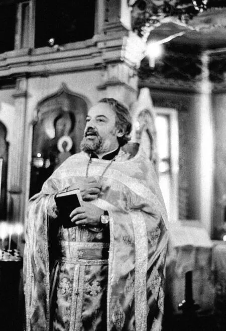 Служба в храме Сретения в Новой Деревне 1989 г Первая встреча будущих - фото 42