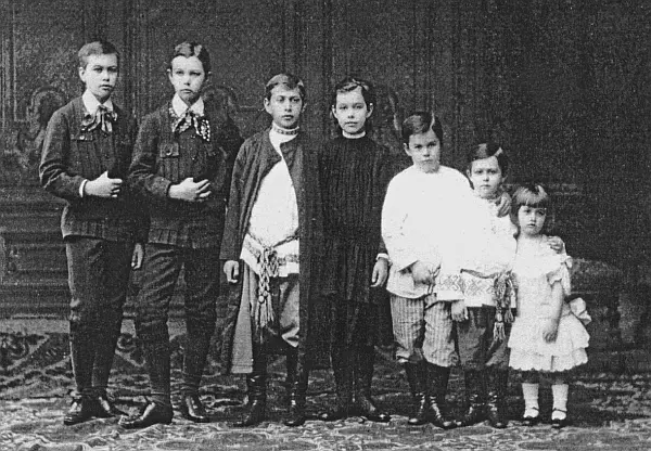 Дети графа Сергея Дмитриевича Шереметева Большинство из них родились в - фото 105
