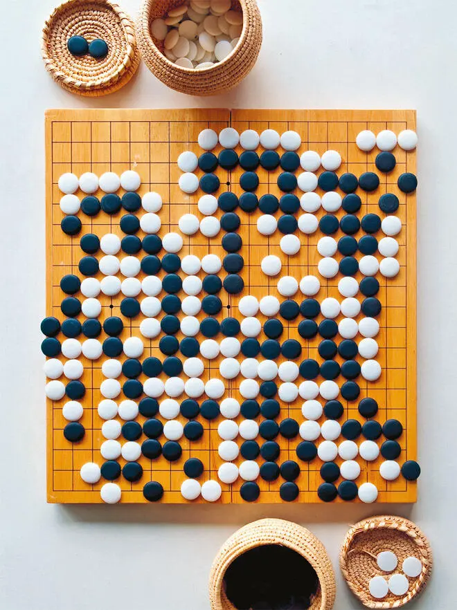 Компьютерная программа AlphaGo победила южнокорейца Ли Седоля Это был первый - фото 95