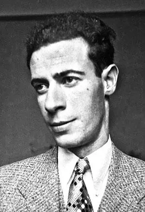 Лев Кассиль 1935 год Писатель Лев Кассиль и нижегородский журналист Александр - фото 1
