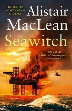 Алистер Маклин Seawitch обложка книги