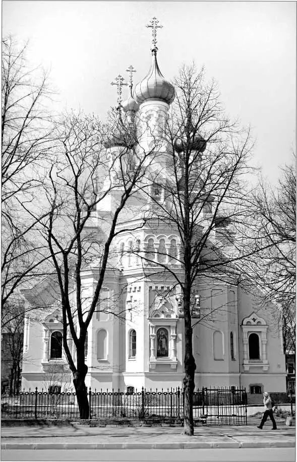 Владимирский собор в наши дни Памятник Иоанну Кронштадтскому В Морской - фото 245