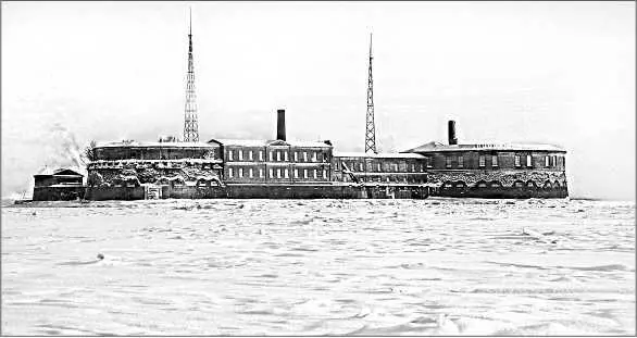 Форт Император Петр I 2012 г И всетаки замечательно что военные люди - фото 250