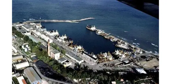 Порт Пионерский в семидесятые годы прошлого века Капитанам дальнего плавания - фото 1