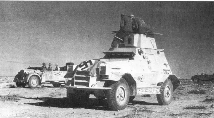 Трофей Вермахта южноафриканский бронеавтомобиль Marmon Herrington Mk III - фото 109