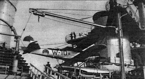 Гидросамолет Fokker CXIWc бортовым номером WЮна крейсере Summatra Фотография - фото 21