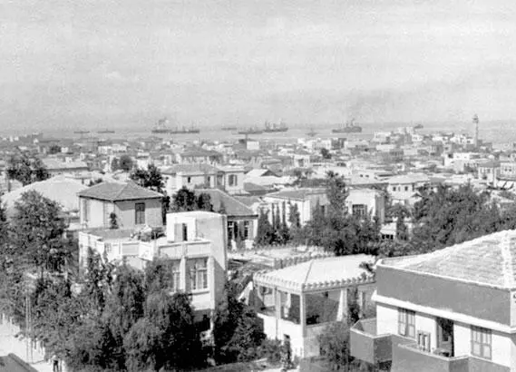 Ил 35 На открытке 1930х годов видно как близко находятся районы АхузатБайт - фото 35