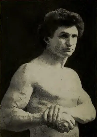 Бернар Макфадден в возрасте тридцати двух лет Фотография 1900 года - фото 1