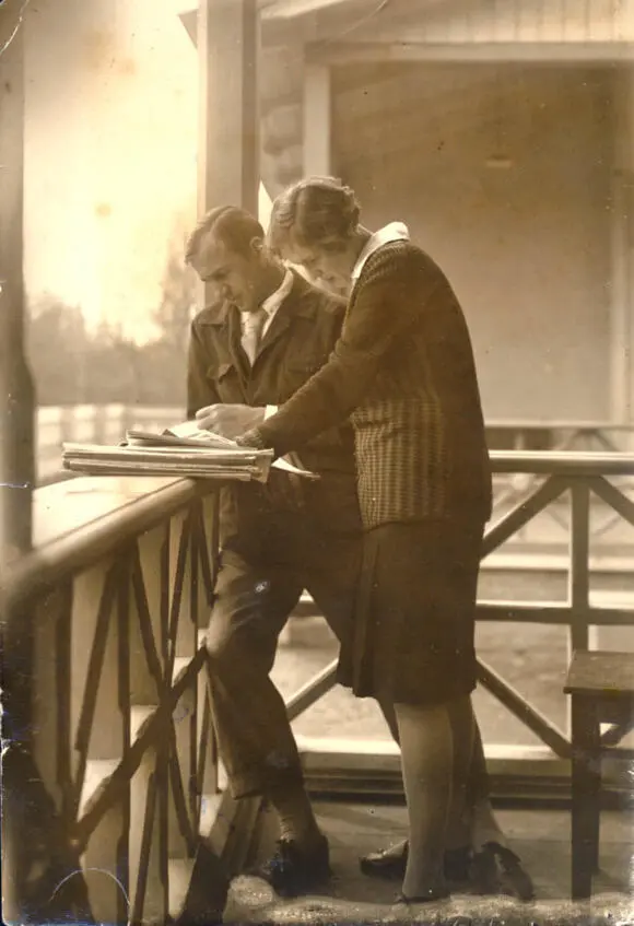 ВП и ЕА Покровские Ташкент 1927 Я приведу несколько отрывков из его - фото 7