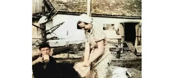Фотография Ивана Иванова Лучшая доярка колхоза Красный Октябрь Валентина - фото 38