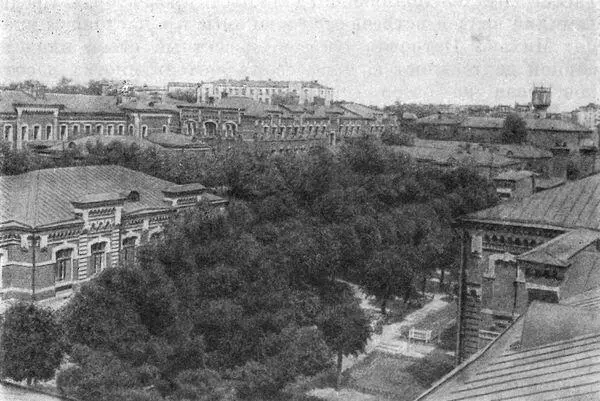 Общий вид больницы Возьмем медицинский отчет за 1902 г Штатных кроватей в - фото 21