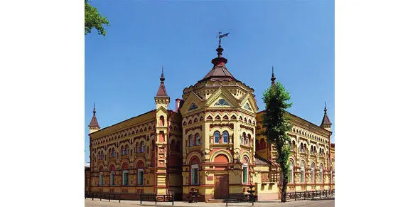 House of AF Vtorov The magnificent mansion is adjoined by a shopping - фото 101