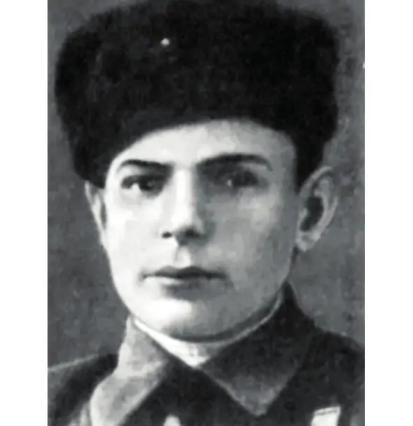 Герой Советского Союза А Д Евстигнеев С улицы Мира бывшая Монастырская мы - фото 14