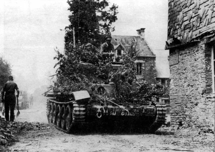 Подвижный наблюдательный пункт Cromwell OP 5й полк Королевской конной - фото 48