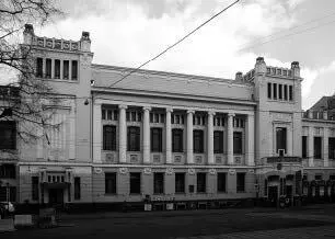Рис 7351 Московский купеческий клуб ныне здание театра Ленком - фото 314