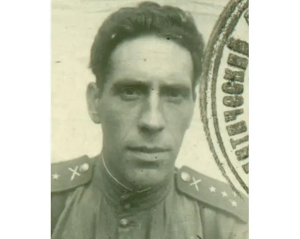 Блохинцев Александр Семенович 1907 18091946 Начальник штаба дивизиона 668 - фото 33