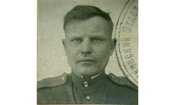 Бочкарев Иван Яковлевич 1914 Командир 6 стрелковой роты 740 сп лейтенант - фото 37