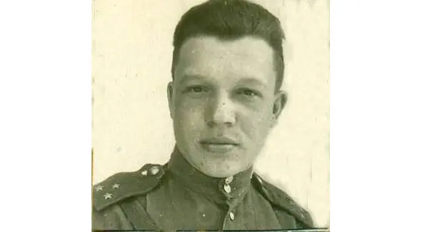 Власов Валентин Прокопьевич 1923 Старший инструктор по работе среди войск и - фото 45