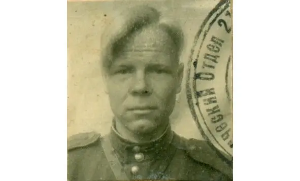 Головлев Иван Константинович 1914 Командир стрелкового взвода 766 сп младший - фото 56