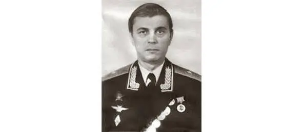 Заместитель командующего ВТА генерал майор Кулыгин Борис Павлович был назначен - фото 11