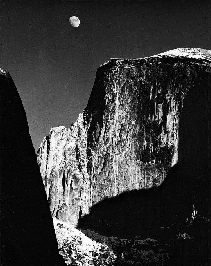 Рис 31 Луна и ХафДоум долина Йосемити Снимок сделан камерой Hasselblad с - фото 18