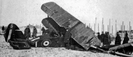 DH9 D2803 which crashed in January 1919 at Petrovsk Major Andrews had brought - фото 14